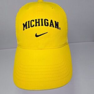 Vintage Y2K Nike Team University Of Michigan Wolverines Hat Center Check